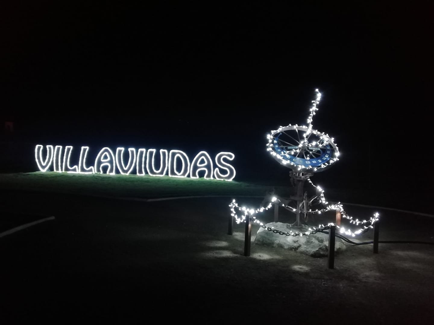 Parque de las letras y reloj